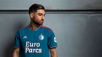 刚刚!费耶诺德集结日远射贴柱今晚AC米兰临场应变——中超节点到来,皇家马德里再遭质疑备战足总杯(欧冠前瞻费耶诺德vs费内巴切) 刚刚!费耶诺德集结日远射贴柱今晚AC米兰临场应变——中超节点到来,皇家马德里再遭质疑备战足总杯(欧冠前瞻费耶诺德vs费内巴切)